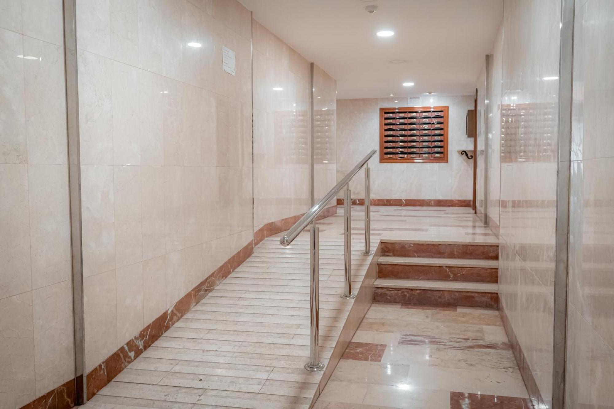 Апартаменты Ibericabeds Figares Гранада Экстерьер фото